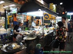 ตลาดโต้รุ่งหัวหิน Hua Hin Night Market